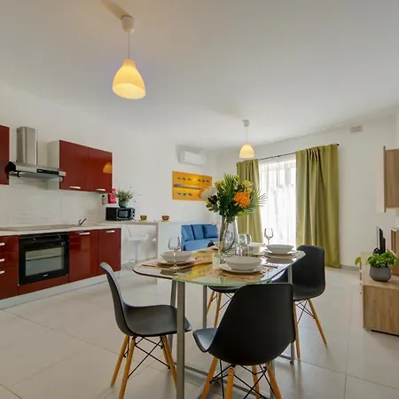2 Bedroom Apts And Penthouse Close To Bugibba Promenade By Shortletsmalta St. Paul's Bay Exterior photo