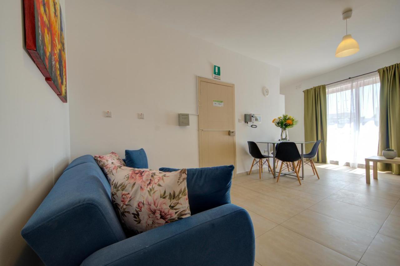 2 Bedroom Apts And Penthouse Close To Bugibba Promenade By Shortletsmalta * San Pawl il-Baħar