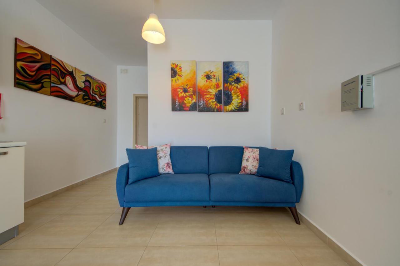 2 Bedroom Apts And Penthouse Close To Bugibba Promenade By Shortletsmalta * San Pawl il-Baħar